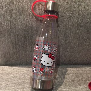 Hello Kitty plastic water bottle. 20oz.